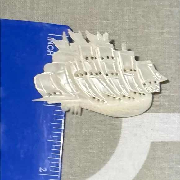 Intricately Carved Mother of Pearl Tall Ship Brooch - Picture 3 of 4